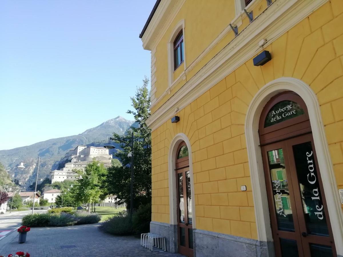 Auberge De La Gare - Dortoir & Ostello Hone Exterior photo